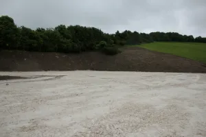 cutandfillsiteonhillsidecivilengineeringearthmoving